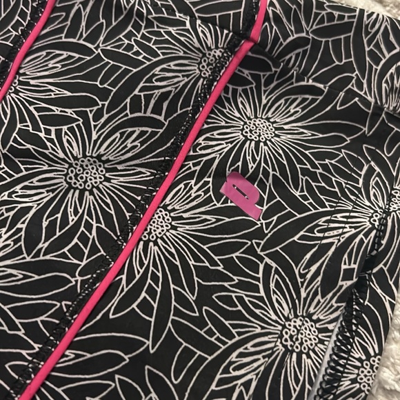 Prince Tennis Skirt Size S NEW Black White Floral with Hot Pink Details Shorts - Picture 6 of 6